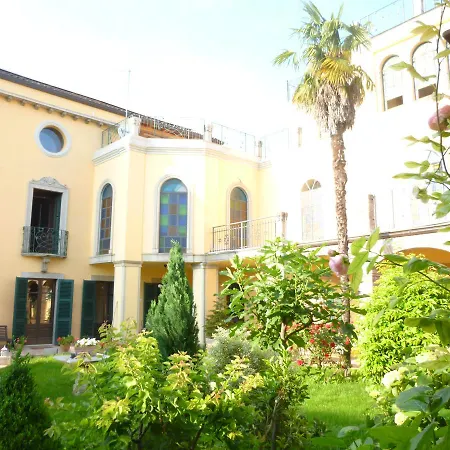 Hortensia Maison D'hotes 住宿加早餐酒店 Casorzo
